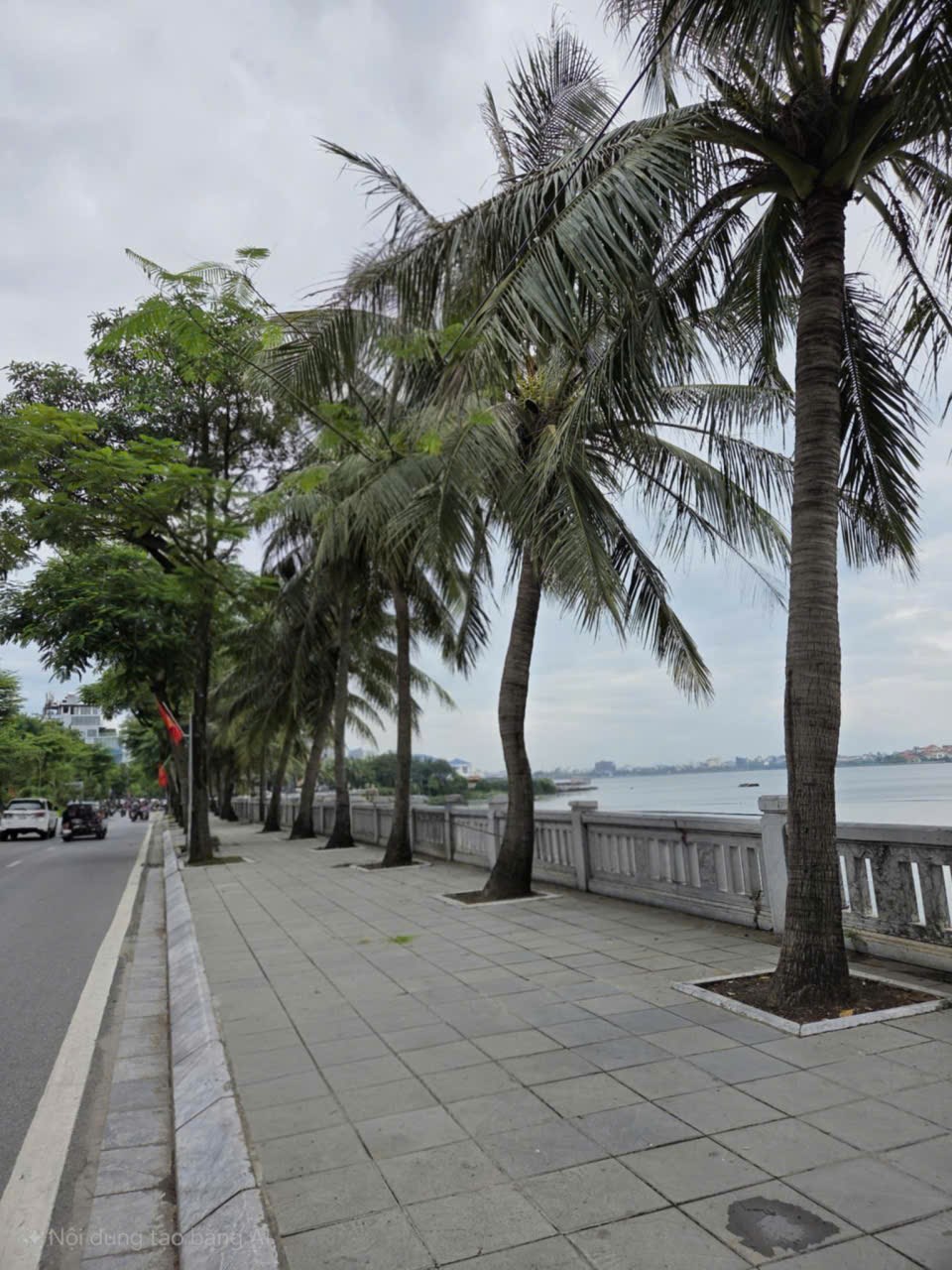 Nhà 3 tầng Lạc Long Quân - Tây Hồ 70m² giá 8.7 tỷ - Không thể bỏ lỡ!