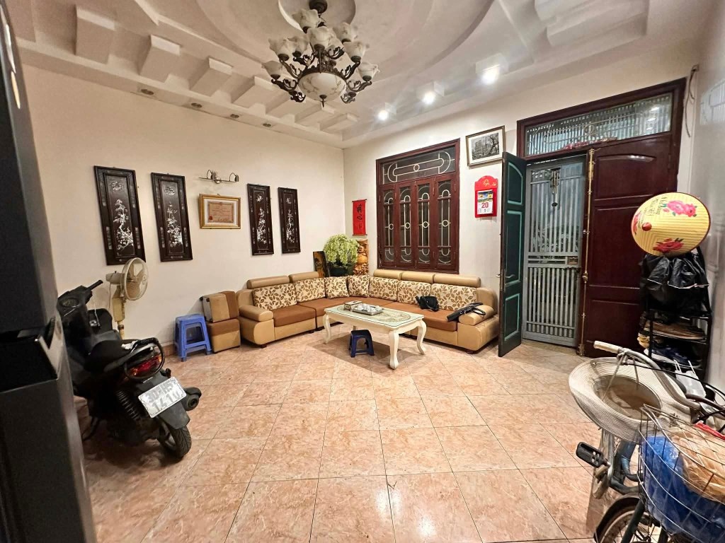 Nhà Ba Đình 64m² giá 12.5 tỷ - Cơ hội hiếm có trong khu cán bộ!