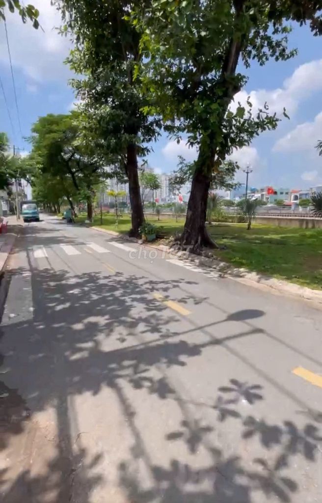 Bán nhà 2 mặt tiền Hoàng Sĩ Khải, P14, Q8 - Diện tích 106m², giá 8.9 tỷ