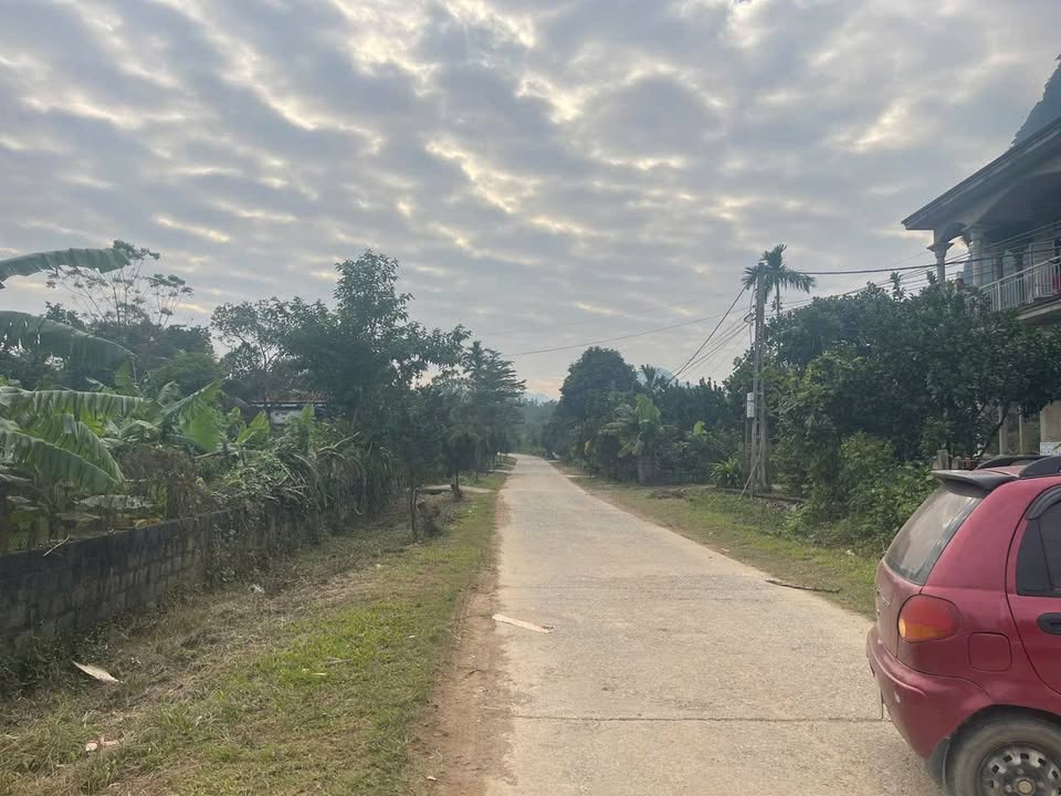 Đất Hưng Thi, Lạc Thủy 360m² giá 700 triệu - Cơ hội đầu tư tuyệt vời!