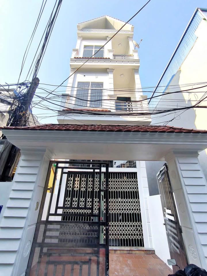 Nhà 3,5 tầng tại Phạm Ngũ Lão, Nam Định 63m² giá 2.586 tỷ - Sẵn sàng vào ở ngay!