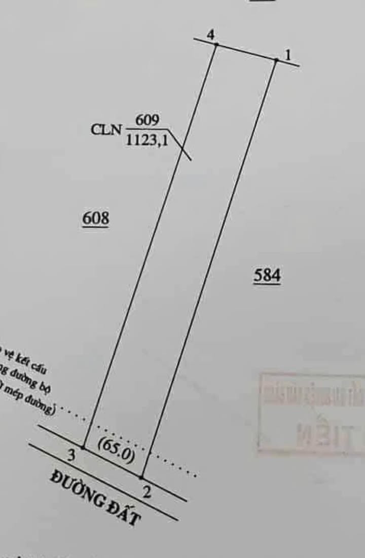 Đất Long Nguyên 3600m² giá 1 tỷ - Nhà nhỏ, gần ủy ban