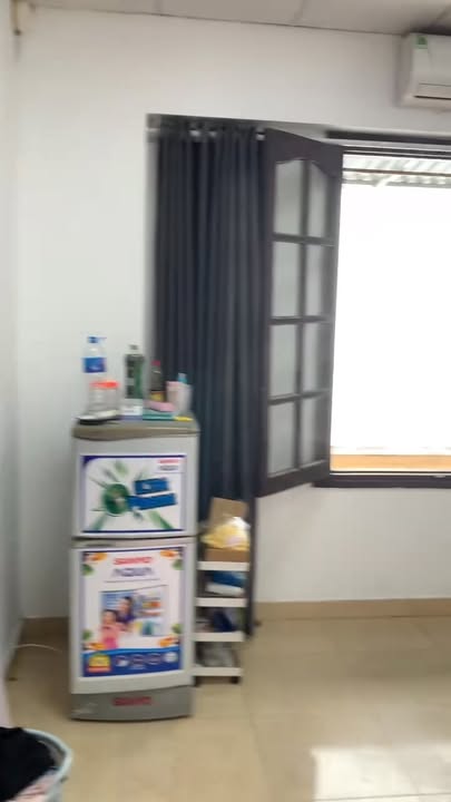 Phòng cho thuê tại ngõ 36 Hoàng Quốc Việt 25m² giá 3 triệu - Sẵn sàng vào ở!