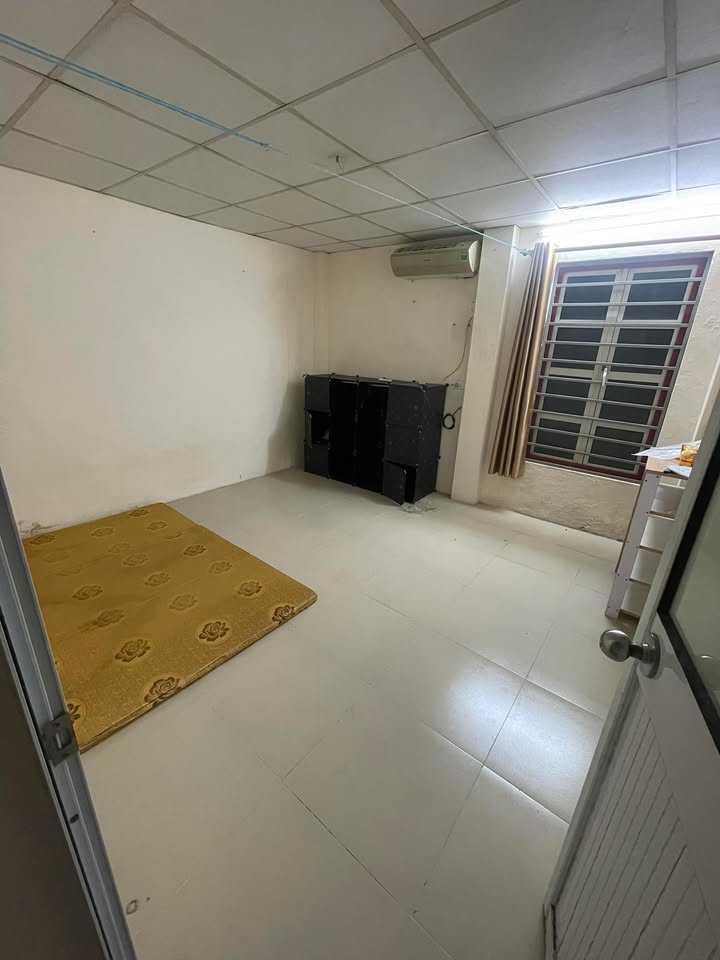 Phòng cho thuê tại Flesta Đội Cấn 3.5 triệu - Nhà nguyên căn 4 tầng, đầy đủ tiện nghi!