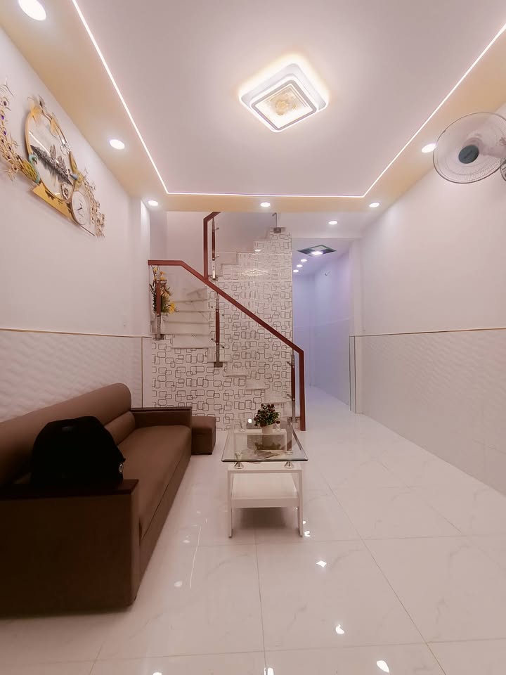 Nhà đẹp Bình Tân 26.4m² giá 3 tỷ - Sẵn sàng vào ở ngay!