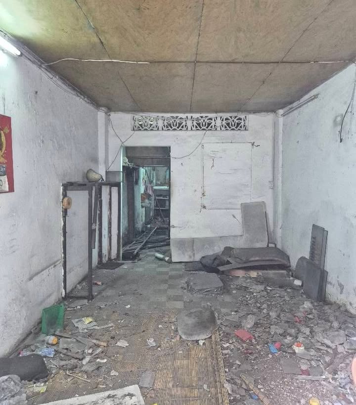 Nhà mặt tiền Trần Quang Diệu, Q3, 36m² giá 5.5 tỷ - Tiện xây mới ngay!