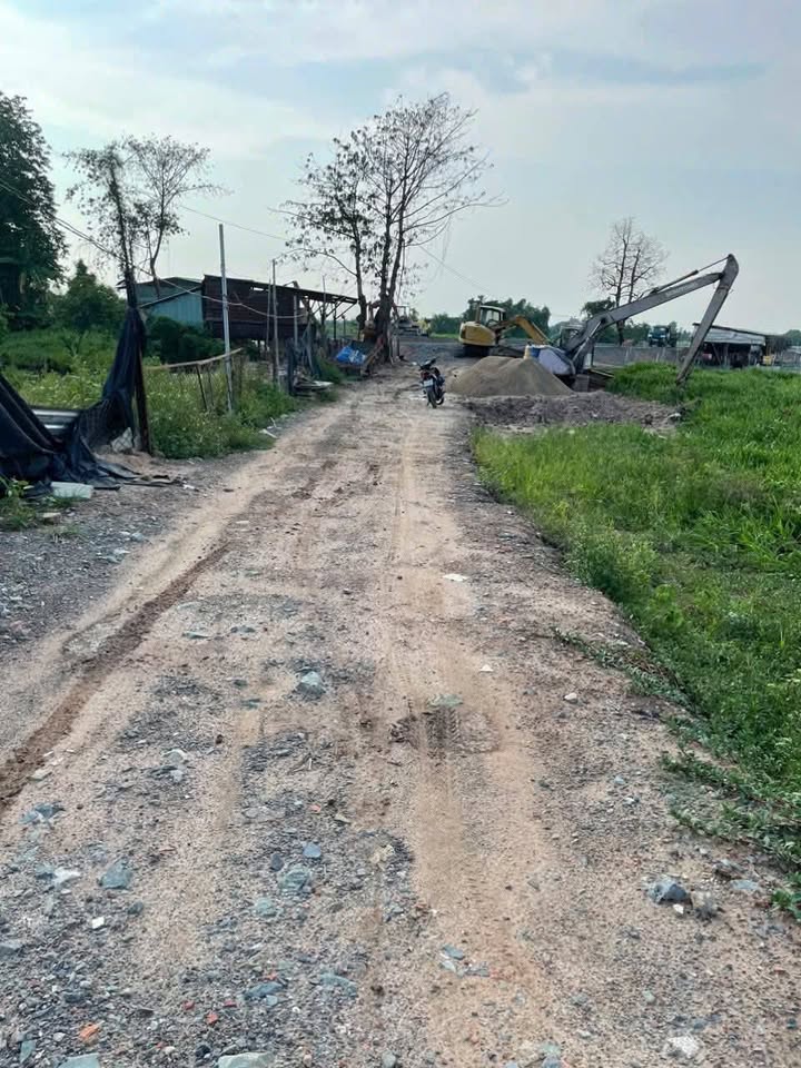 Đất sổ đỏ 2223m² tại Đông Thạnh, Hóc Môn - Giá chỉ 5 tỷ!