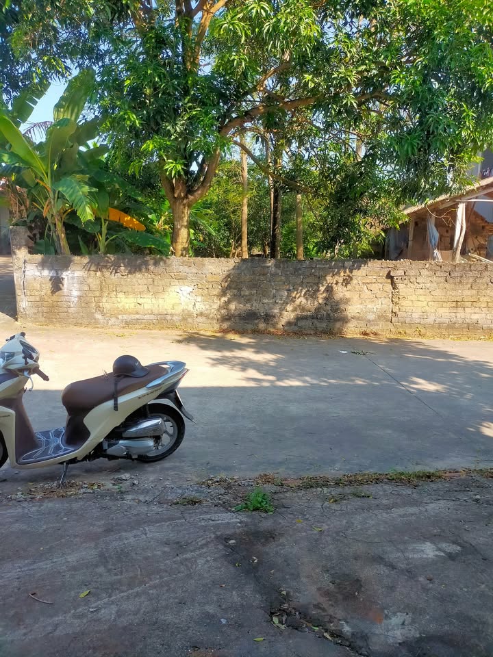 Đất nền bán tại Danh Thắng, Hiệp Hòa 150m² - Đường rộng ô tô tránh nhau thoải mái!