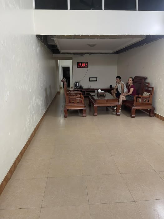 Nhà cho thuê tầng 1 tại Quang Vinh, Thái Nguyên 80m² - Phù hợp làm kinh doanh!