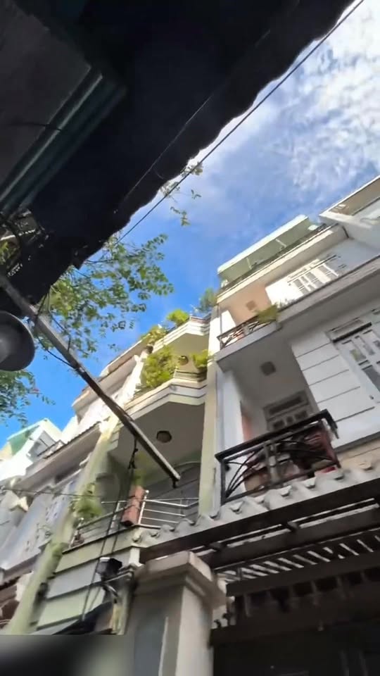 Nhà phố 4 tầng Nguyễn Tri Phương Quận 10 56m² giá 9 tỷ - Pháp lý chuẩn, chính chủ!