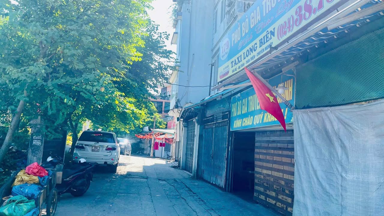 Đất mặt phố Ngọc Thụy, Long Biên 300m² giá thỏa thuận - Đầu tư sinh lời cao!