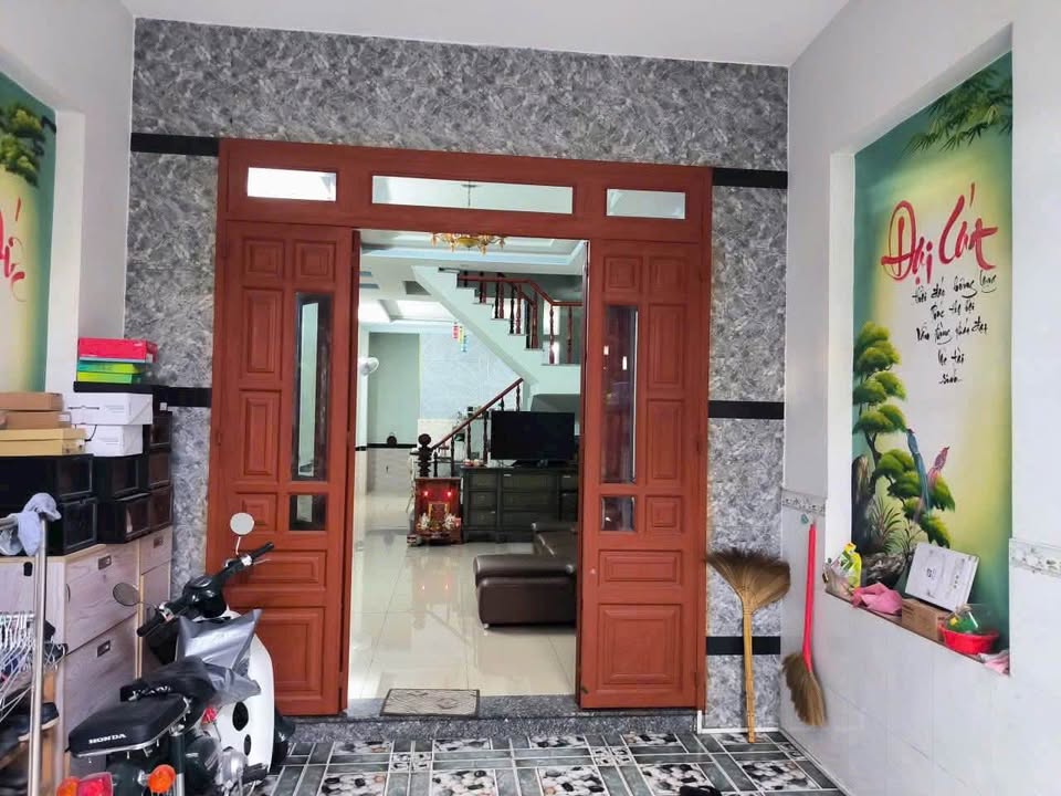 Nhà riêng đường ĐT743, An Phú, Bình Dương 72m² giá 3.7 tỷ - Sân ô tô rộng rãi!
