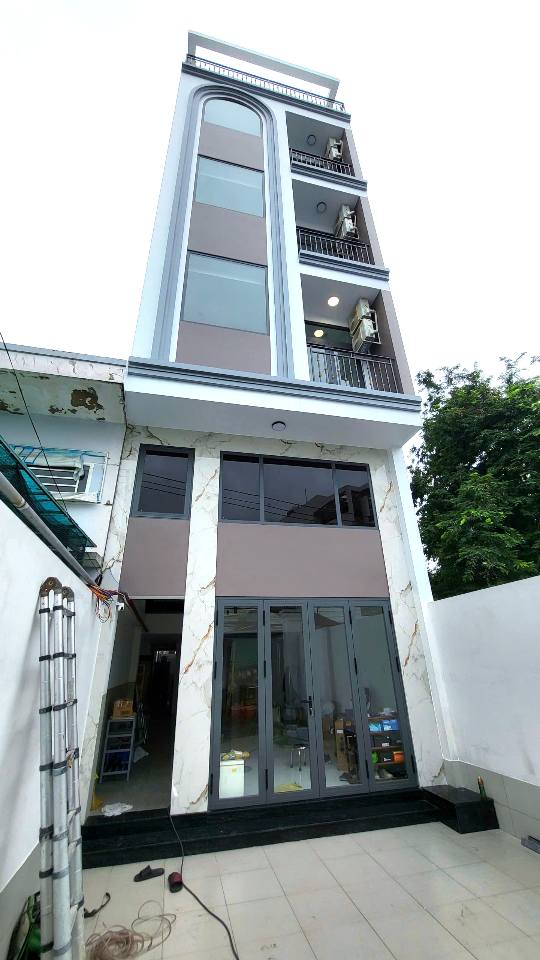 Căn hộ dịch vụ tại Cát Lái, Thủ Đức 133m² giá 16.5 tỷ - Đầu tư sinh lời cao!