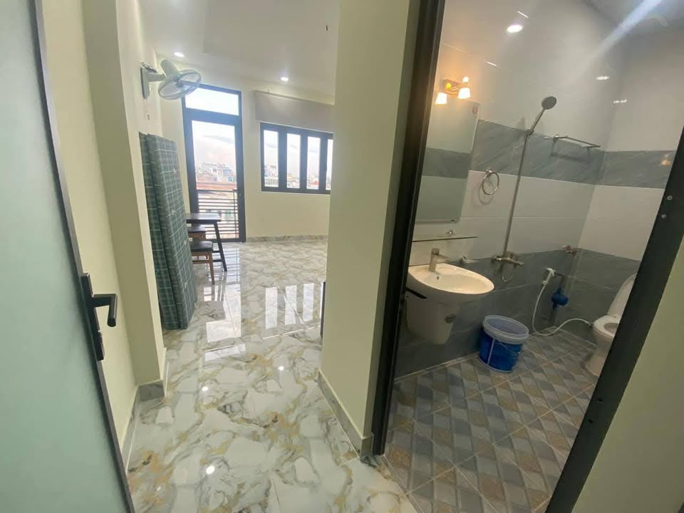 Căn hộ dịch vụ 4 tầng thang máy tại Lê Văn Khương, Q12 giá chỉ 7.2 tỷ - Đầu tư sinh lời ngay!