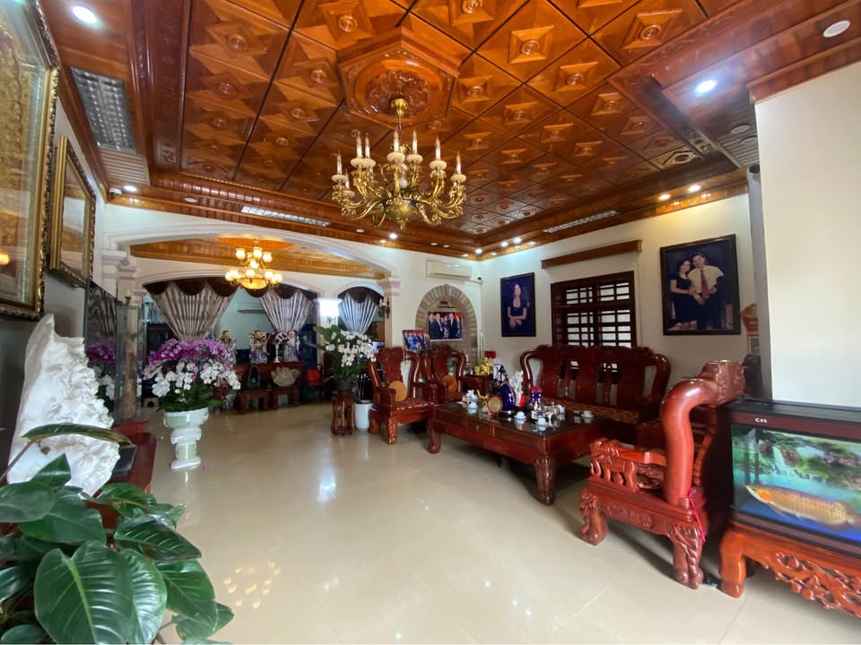 Nhà mặt đường Song Hào, Nam Định 273m² giá 50 tỷ - Thiết kế Tân cổ điển sang trọng