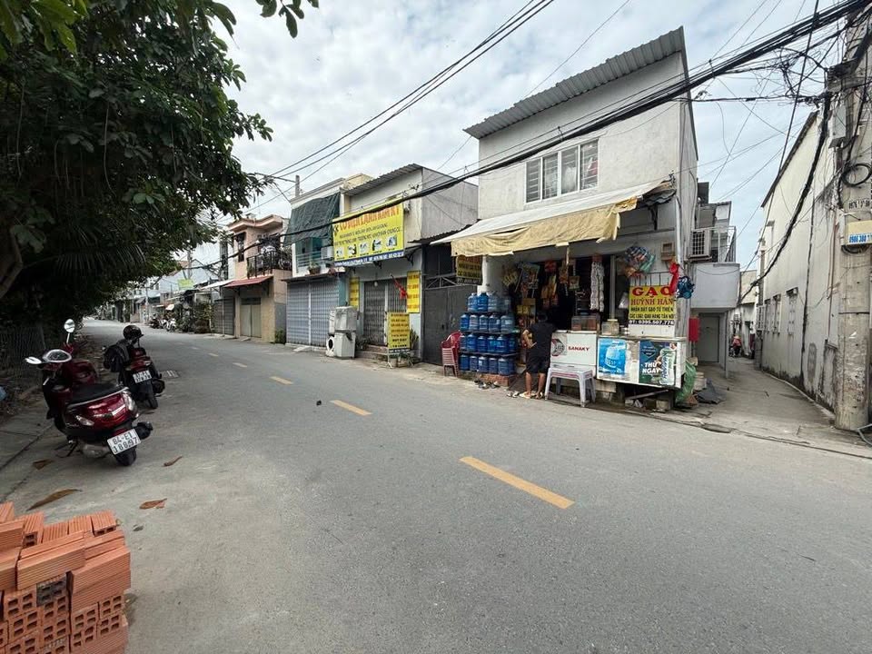 Nhà phố Thạnh Lộc 08, Q12, 82m² giá 4.9 tỷ - Đầu tư sinh lời ngay!