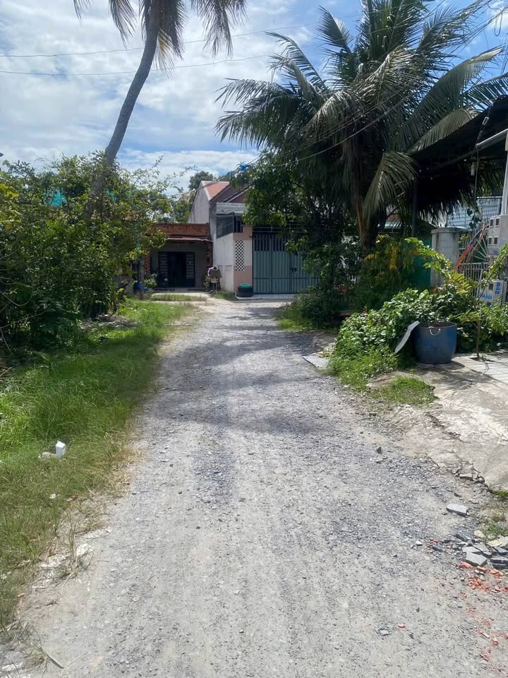 Nhà phố Ninh Thạnh, Dương Minh Châu 195m² giá 1.29 tỷ - Bán gấp, hoàn thiện ngay!