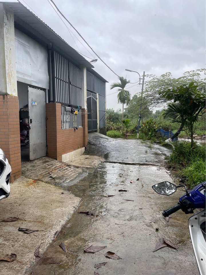 Đất nền 342/ Hoàng Văn Thái, 100m² giá 2.1 tỷ - Sổ đỏ chính chủ, ô tô vào tận nơi!