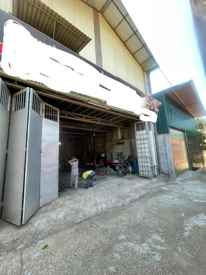 Xưởng 2 tầng 237m² Thôn Yên Lạc 2 - Sẵn sàng sản xuất ngay!