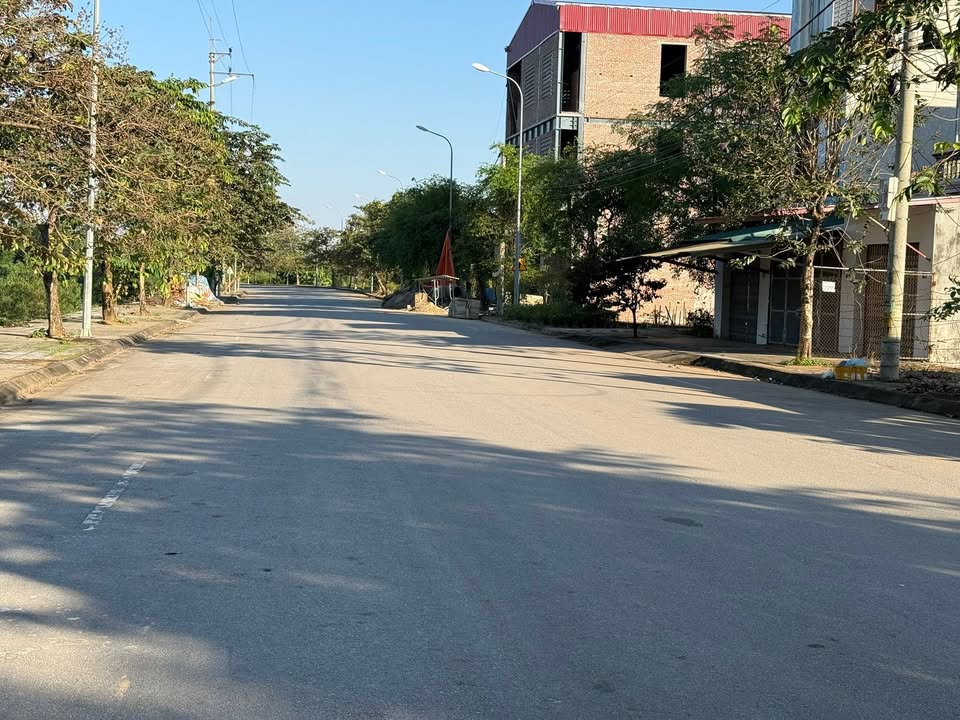 Đất nền đô thị Tùng Thiện, Sơn Tây 92m² giá 2 tỷ - Cơ hội đầu tư hấp dẫn!