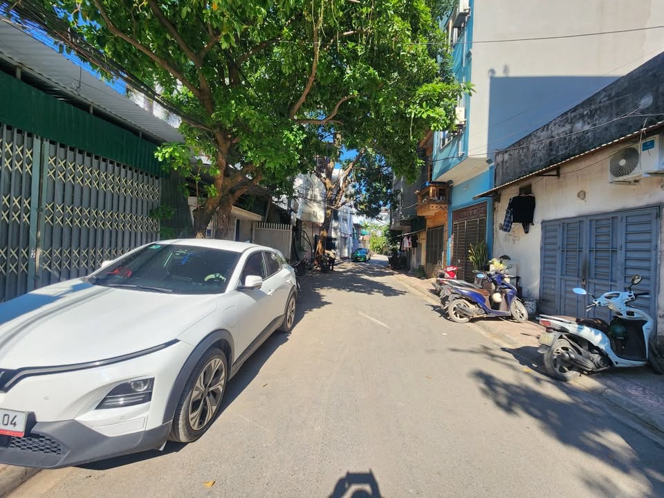 Đất Phú Viên Bồ Đề 144m² giá 14 tỷ - Vị trí đắc địa, thuận tiện kinh doanh!