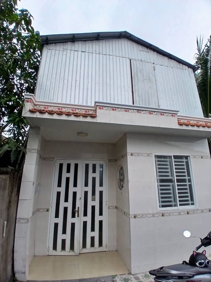 Cho thuê nhà nguyên căn 2 mặt tiền tại phường Tân Phú, quận Cái Răng, Cần Thơ - Kinh doanh thuận lợi!