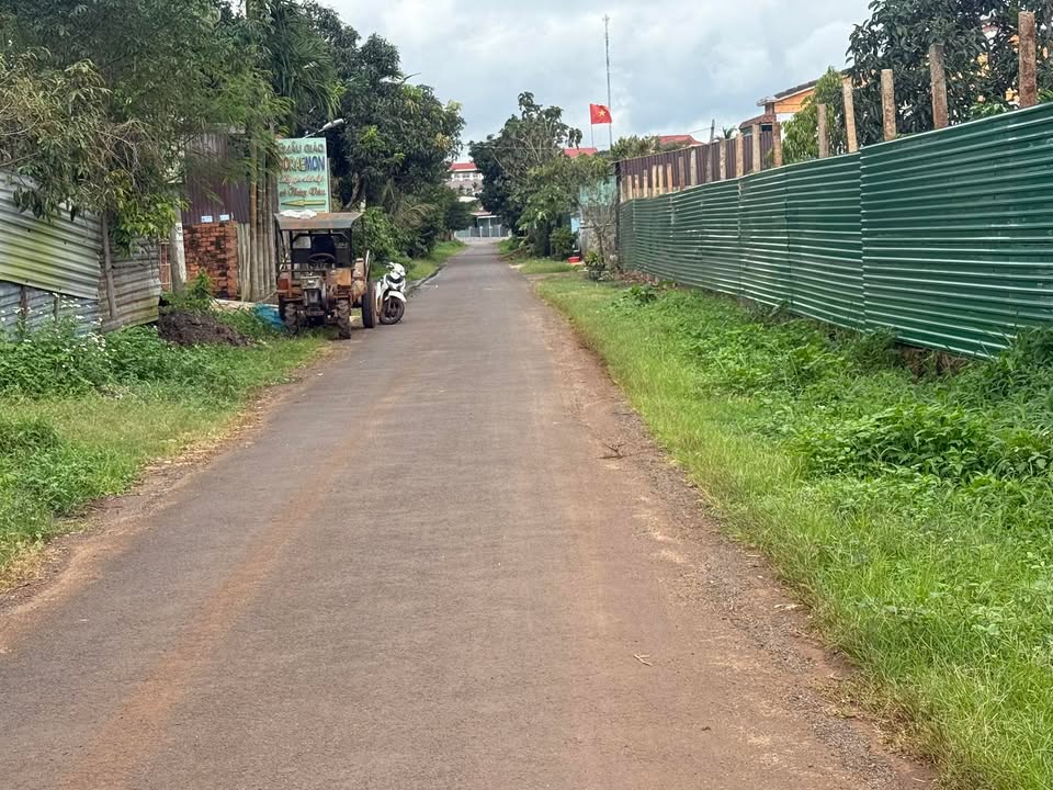 Đất nền chính chủ tại đường Ngô Quyền, Krông Năng 354.65m² - Đã tách sẵn 2 bìa!