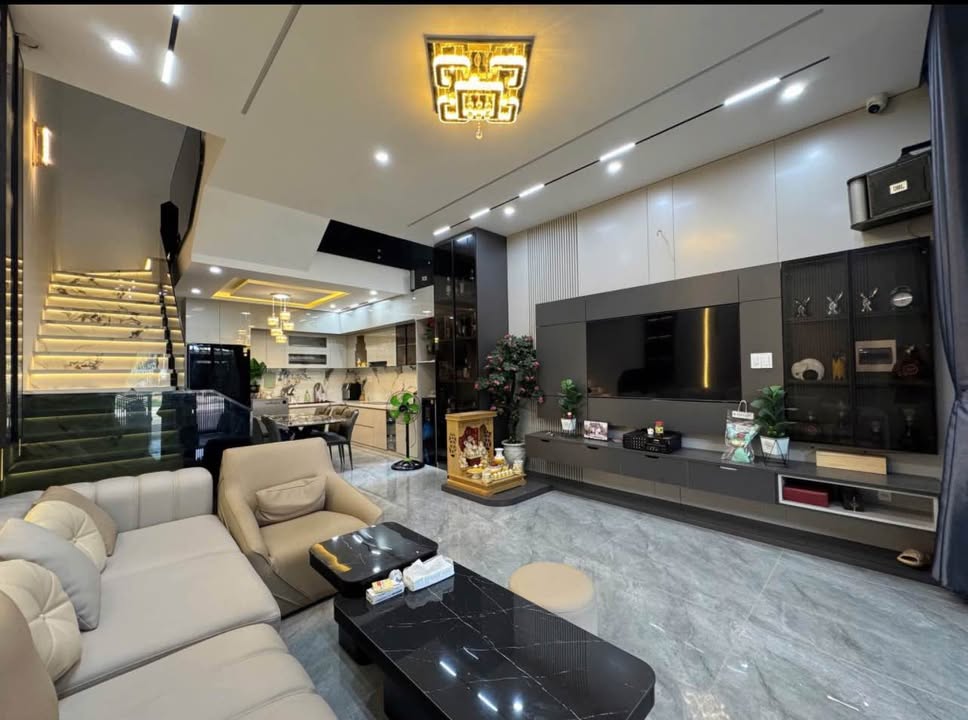 Biệt thự 3 tầng Hải Châu 150m² giá 7 tỷ - Cơ hội đầu tư tuyệt vời!