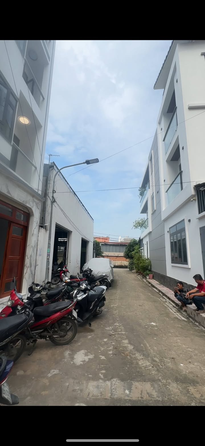 Đất nền đường Số 10, quận Bình Tân 50.5m² giá 4.2 tỷ - Cơ hội đầu tư tuyệt vời!