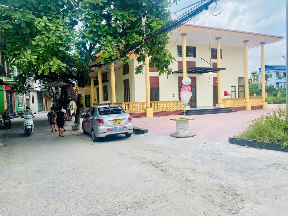 Đất nền góc 2 mặt ngõ ô tô khu phố Nguyễn Giáo 41m² giá 3 tỷ - Cơ hội đầu tư tuyệt vời!