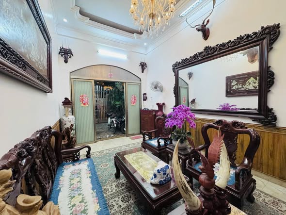 Nhà 2.5 tầng mặt ngõ 3.5m tại Lạch Tray, Hải Phòng - Đầy đủ nội thất chỉ 3.65 tỷ!