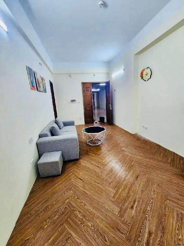 Căn hộ 2 phòng ngủ đường Mạc Thái Tổ 60m² giá 6 tỷ - Sẵn sàng giao dịch!