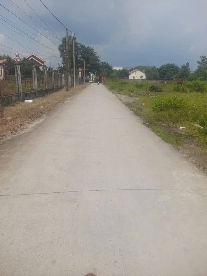 Đất nền Vĩnh Thanh Nhơn Trạch 200m² giá 3 tỷ - Đường ô tô thuận tiện