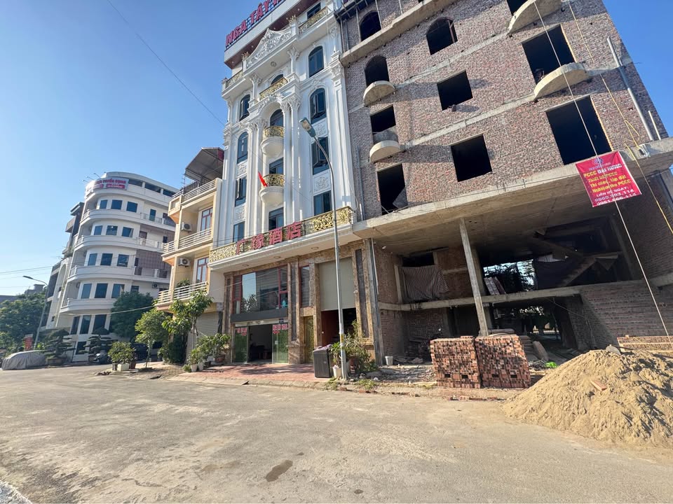 Đất xây khách sạn khu 9 Đại Phúc 108.8m² giá 14 tỷ - Vị trí đắc địa, xây dựng tự do!