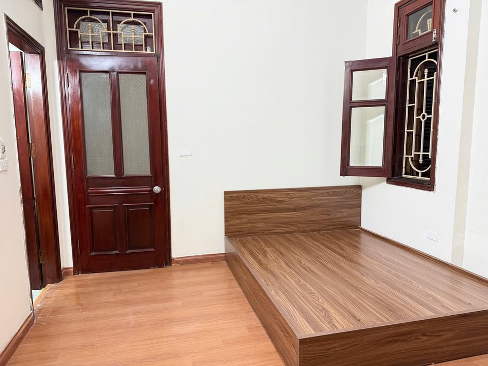 Nhà riêng cho thuê tại Ba Đình, Hà Nội 30m² - Gần Hồ Tây, đầy đủ tiện nghi!