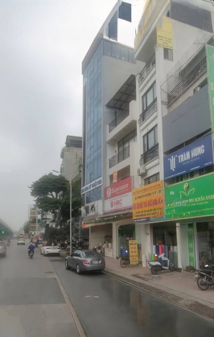 Nhà cho thuê mặt phố Hồng Tiến, Long Biên 75m² giá 79 triệu - Thang máy rộng rãi, vị trí đắc địa!