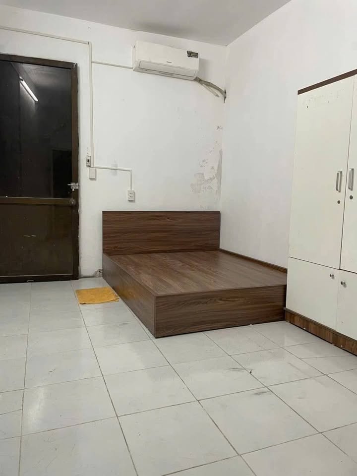 Căn hộ cho thuê Nguyễn Sơn Long Biên 16m² giá 2,2 triệu - Nội thất đầy đủ