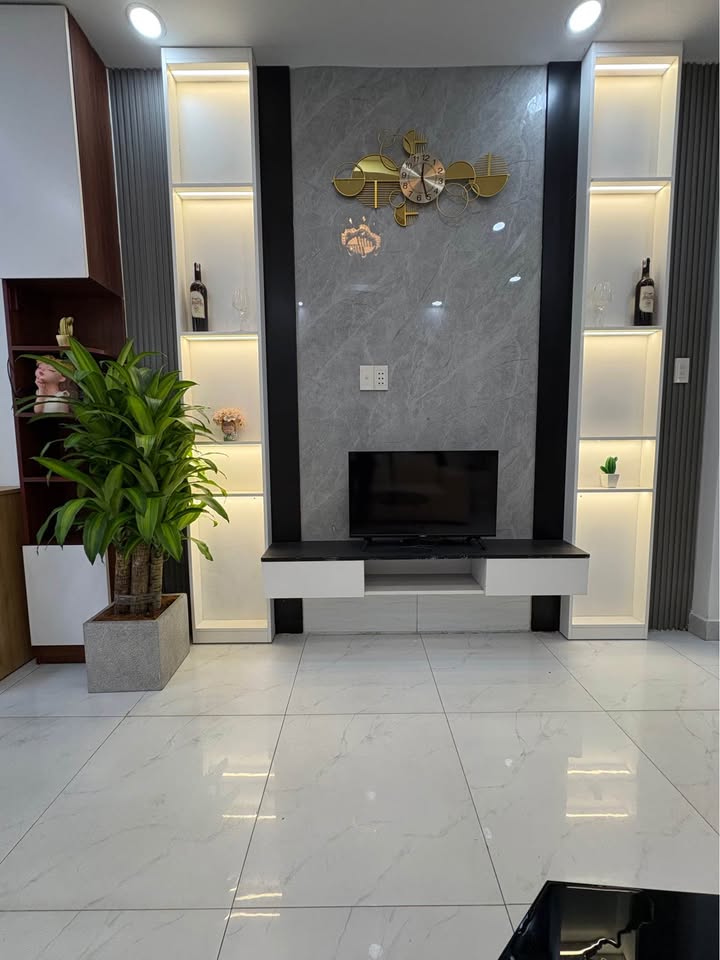 Nhà 2 Tầng Nguyễn Văn Khối 35m² giá 4.66 tỷ - Full nội thất cao cấp, vào ở ngay!