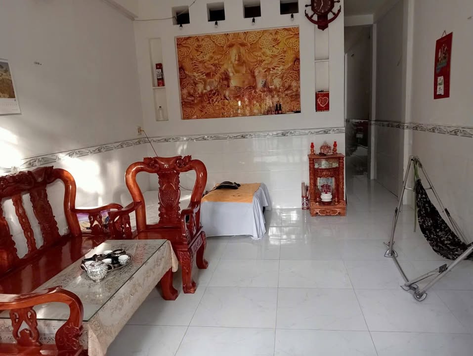 Nhà 1 Trệt 1 Lầu Khu Dân Cư 586, Cần Thơ - Thiết Kế Hiện Đại, Sẵn Sàng Ở Ngay!