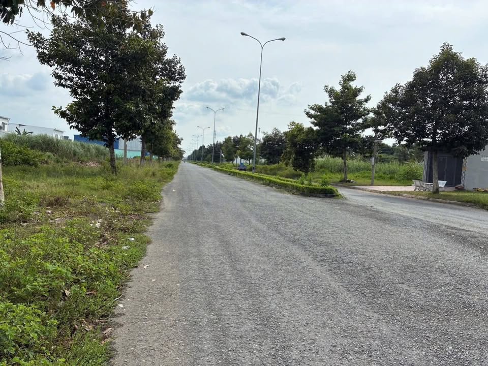 Bán đất nền liền kề mặt tiền Đường Số 1, KĐT Minh Linh, Vĩnh Long - Giá 1.5 tỷ, hướng Đông Nam