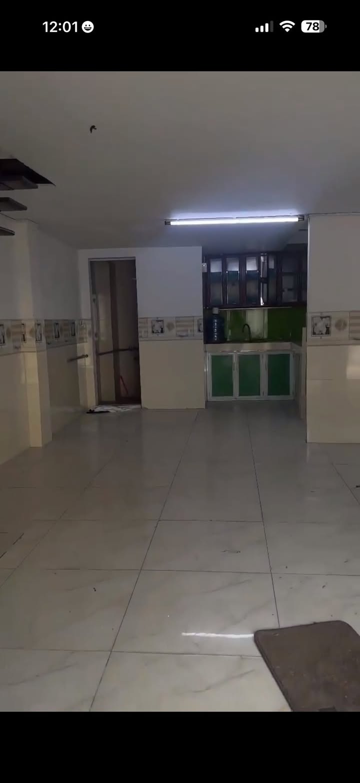 Nhà góc 2 mặt tiền hẻm 7m tại Bình Tân 64m² giá 6.9 tỷ - Kinh doanh thuận lợi!