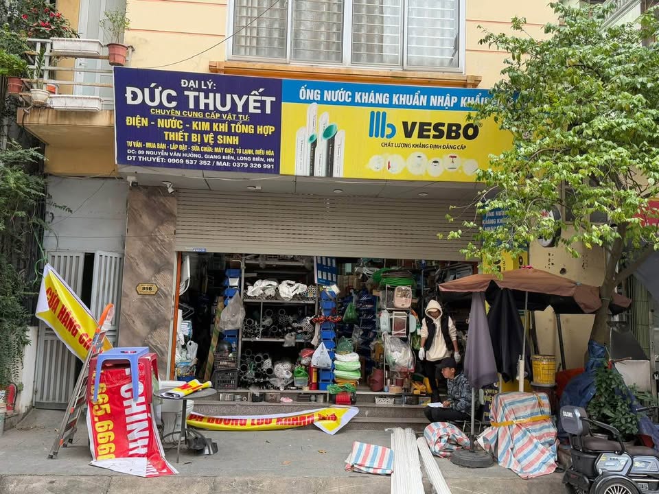 Nhà mặt phố Nguyễn Văn Hưởng, Giang Biên 60m² giá 7 triệu - Ô tô đỗ cửa thuận lợi!