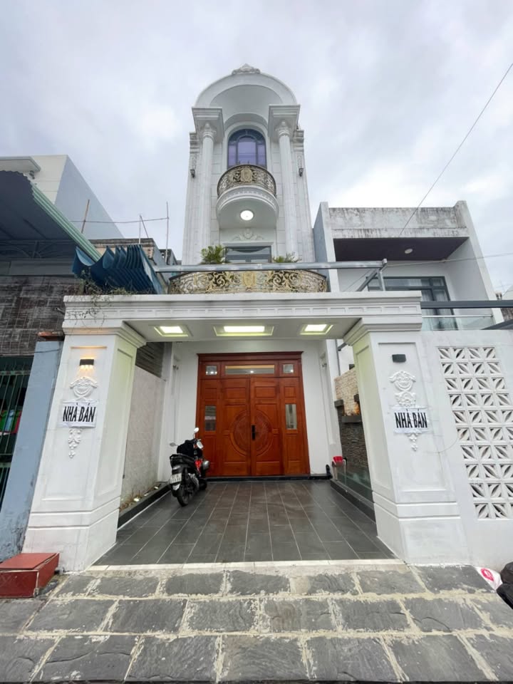 Nhà mặt tiền kinh doanh 4 tầng tại phường Tam Hiệp, Biên Hòa, Đồng Nai - Giá chỉ 5.279 tỷ!