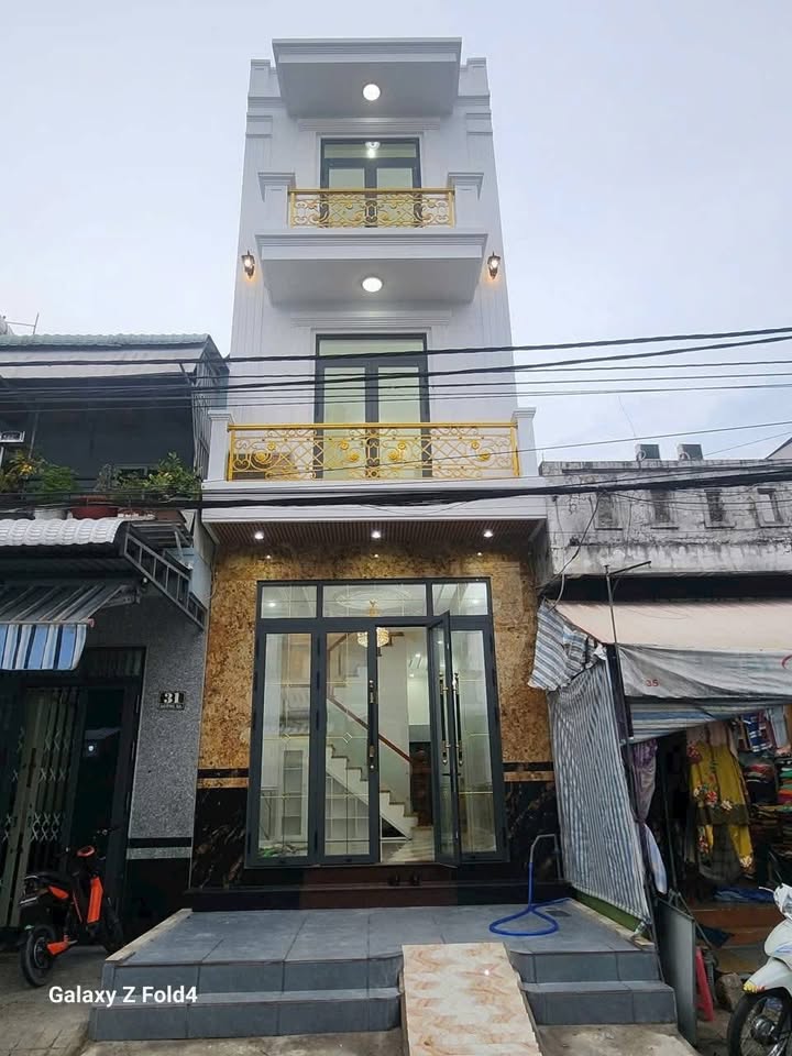 Nhà 2 Lầu Mặt Tiền Chợ An Khánh - Diện Tích 40m² Giá 6.2 Tỷ - Hướng Tây Nam