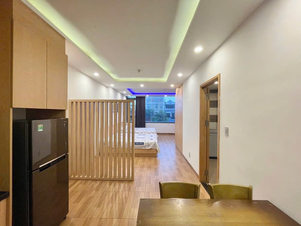 Phòng cho thuê Ngô Quyền, Đà Nẵng 30m² giá 6.7 triệu - Full nội thất, gần biển!