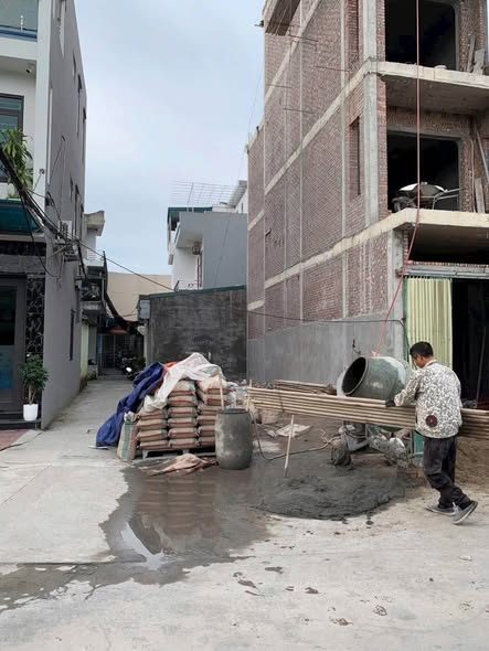 Đất góc ngõ phố Trần Thánh Tông, Ngọc Châu, 52.7m² - Giá chỉ 2.7 tỷ!