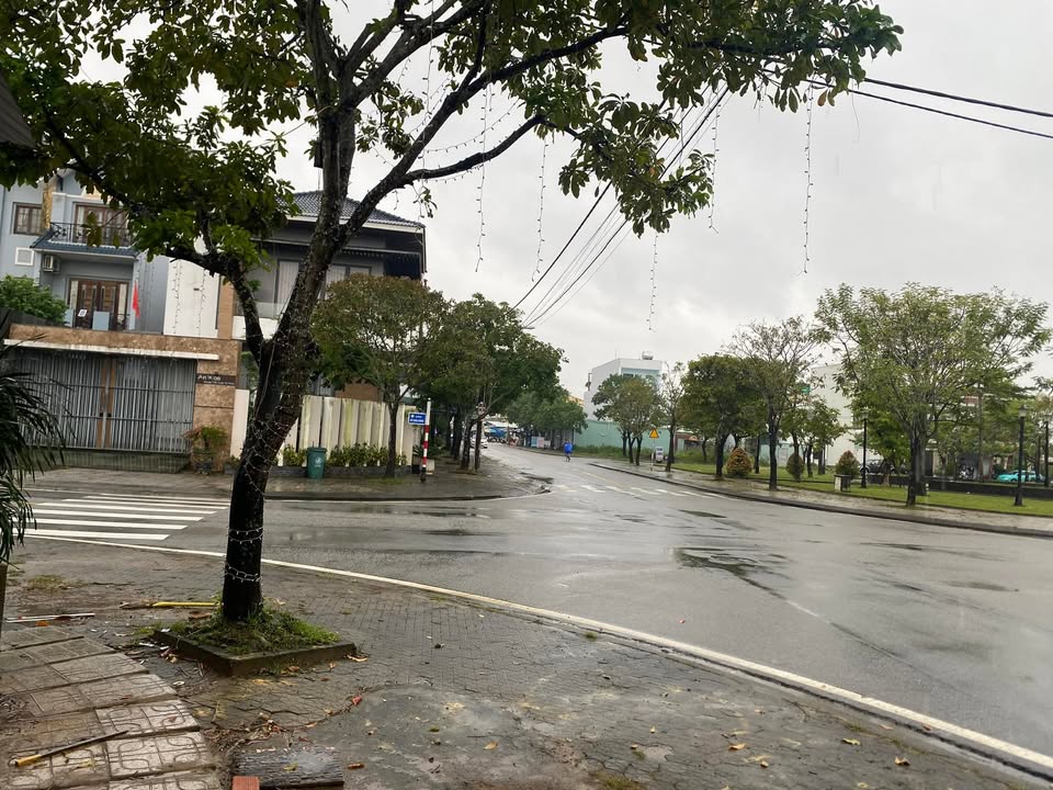 Cho thuê phòng tại đường Hồ Xuân Hương, Núi Thành - Giá cả thỏa thuận, sẵn sàng vào ở!