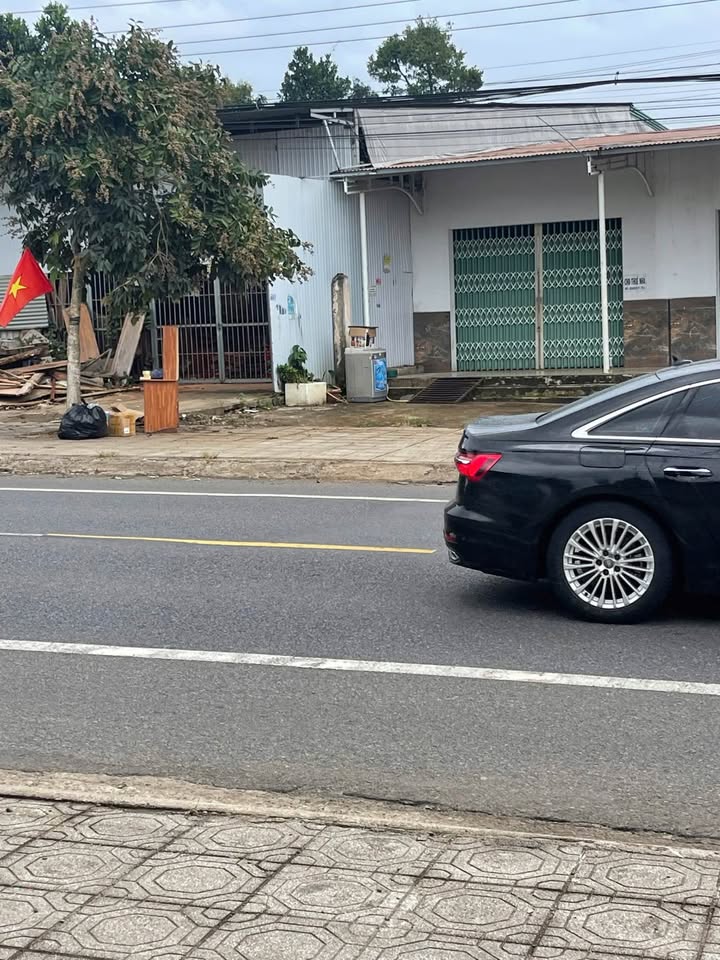 Nhà mặt tiền Quốc lộ 20, Lộc An 150m² giá 5 triệu - Thích hợp kinh doanh!