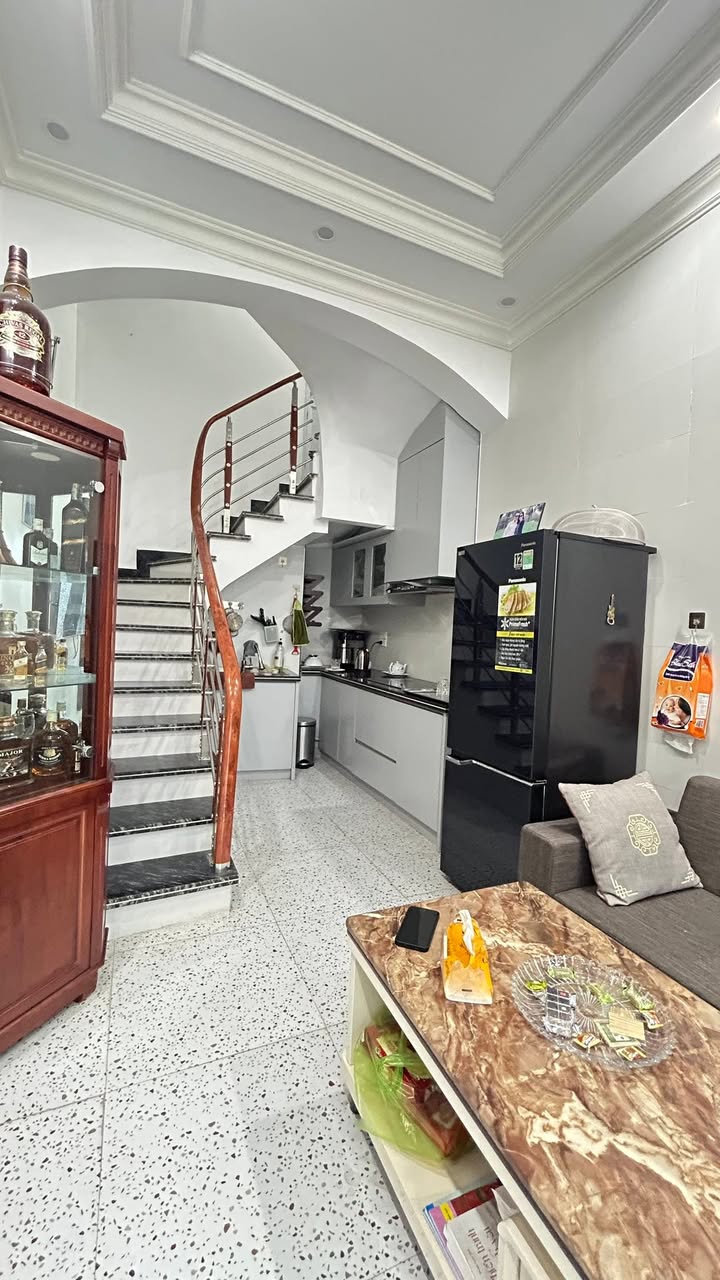 Bán nhà 4 tầng độc lập ngõ Điện Biên Phủ 24m² giá 3 tỷ - Sổ đỏ chính chủ