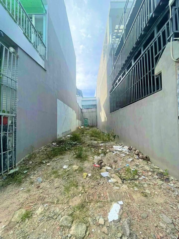 Đất sổ đỏ chính chủ Phường Đông Hòa, Dĩ An 95m² giá 3.75 tỷ - Cơ hội đầu tư hấp dẫn!